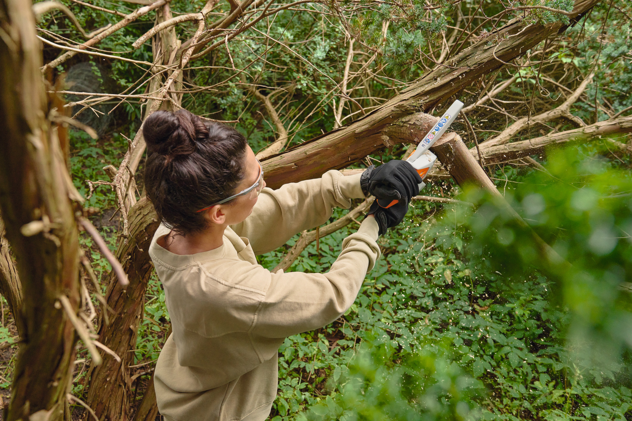 GTA 30, 2x AS 2 -akku ja 1x AL 5-2 -laturi