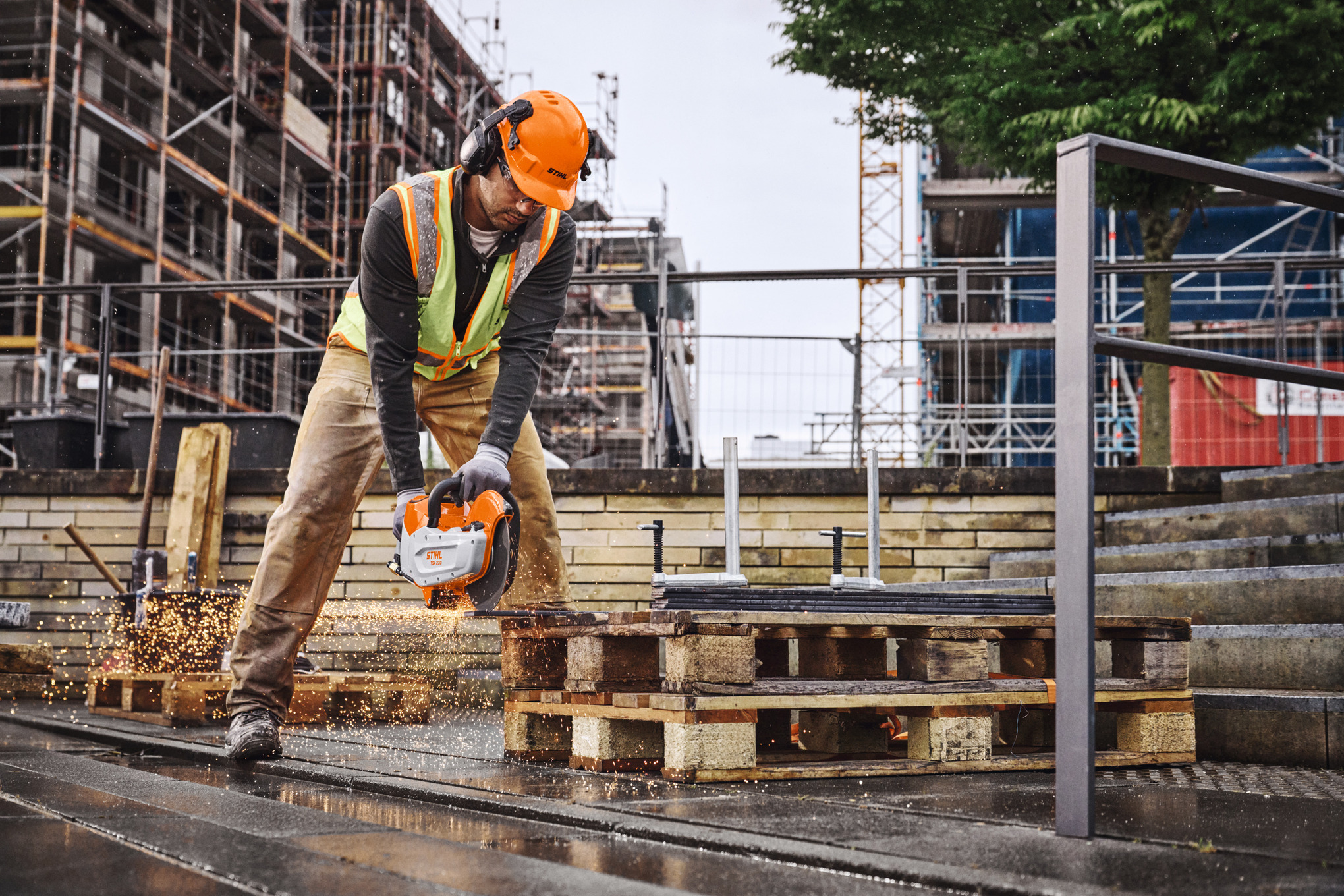 TSA 230 ilman akkua ja laturia