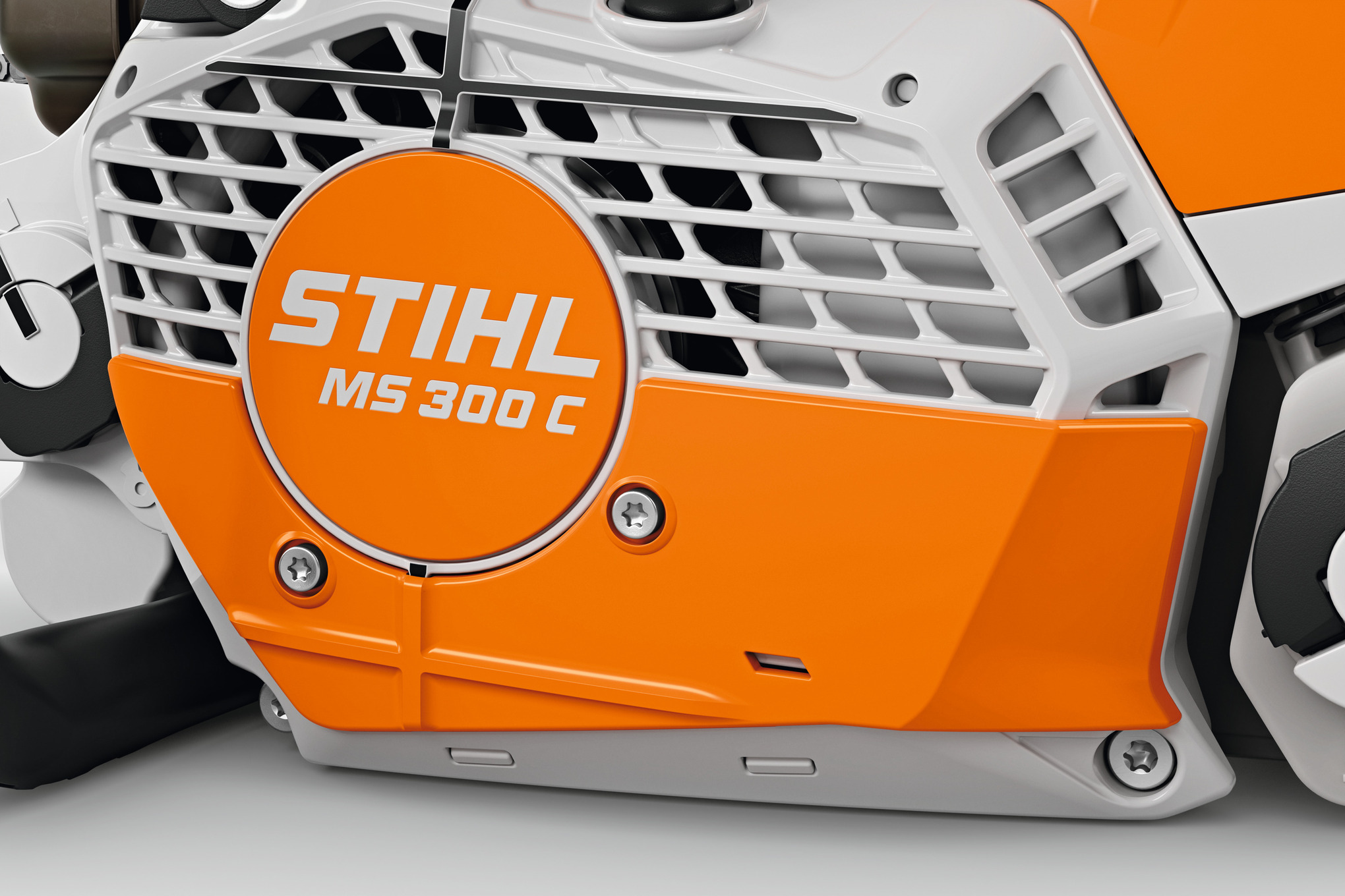 Talvisarja MS 300 -moottorisahaan