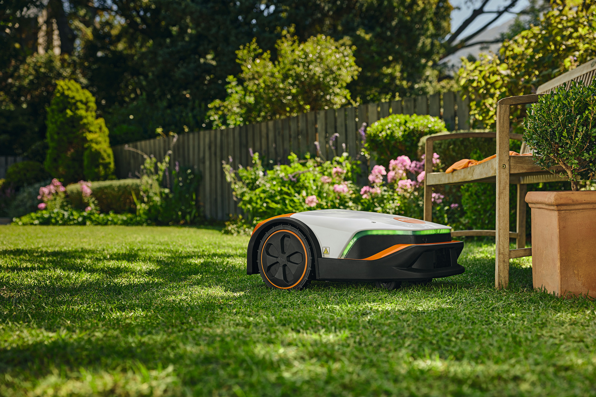 iMOW® 7 robottiruohonleikkuri