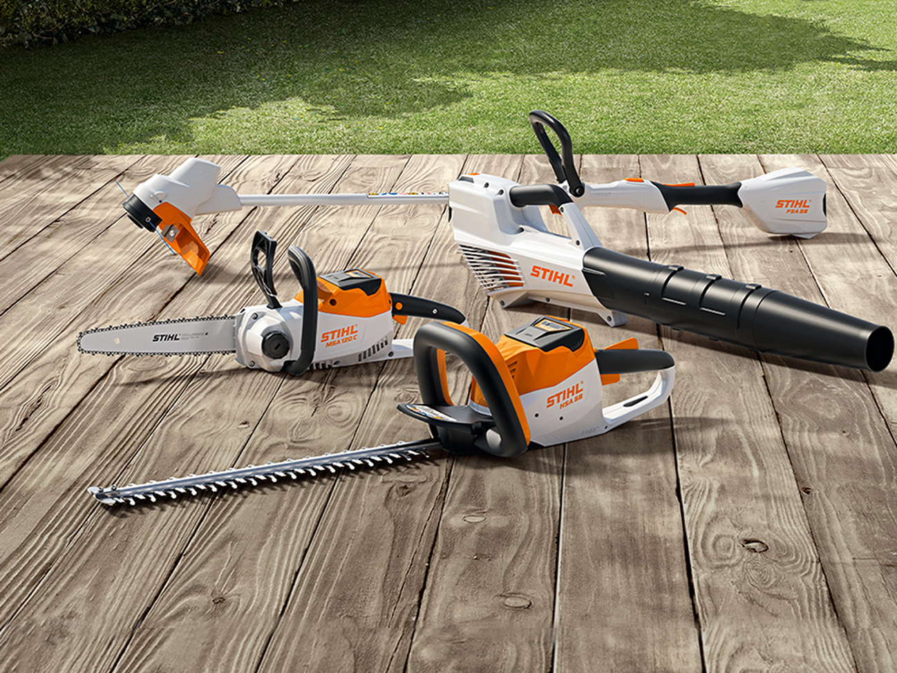 Akkukäyttöinen moottorisaha STIHL MSA 120 C, ruohotrimmeri STIHL FSA 57, pensasleikkuri STIHL HSA 56, puhallin STIHL BGA 56