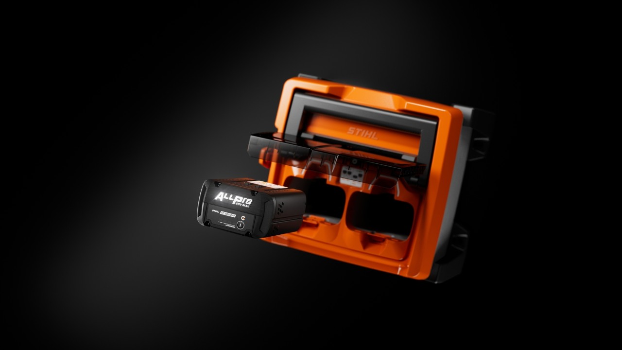 STIHL ALLPRO -pikalaturi AL 1802 MO, johon on asennettu ja osittain irrotettu ALLPRO-akku AP 300.0 P(C).
